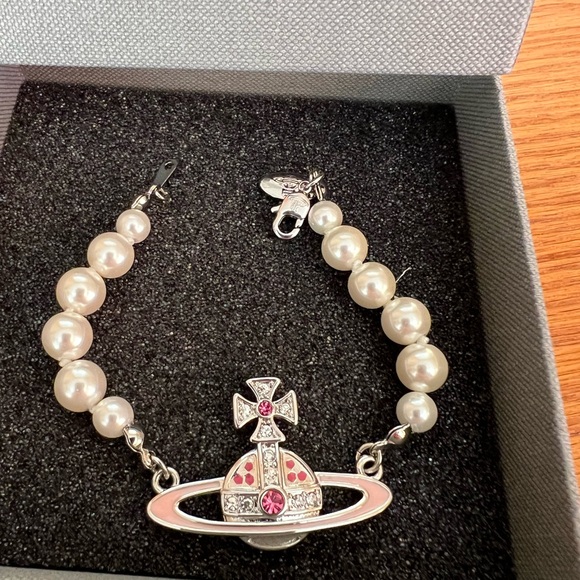 Vivienne Westwood imitation pearls bracelet - Picture 6 of 9